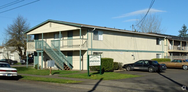Foto del edificio - Madison Street Apartments