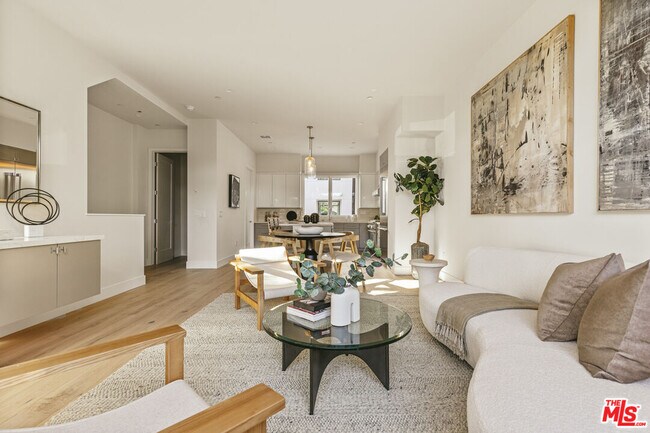 Foto del edificio - 3230 S Barrington Ave