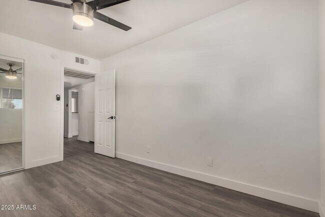 Foto del edificio - 18202 N Cave Creek Rd