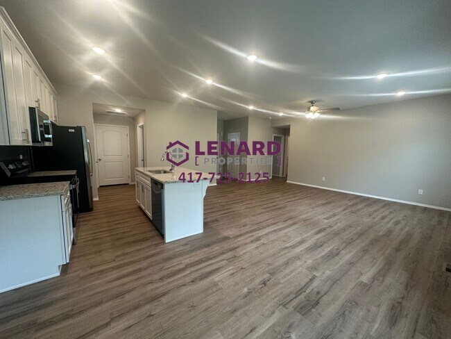 Building Photo - Brand New 3 Bedroom Home!