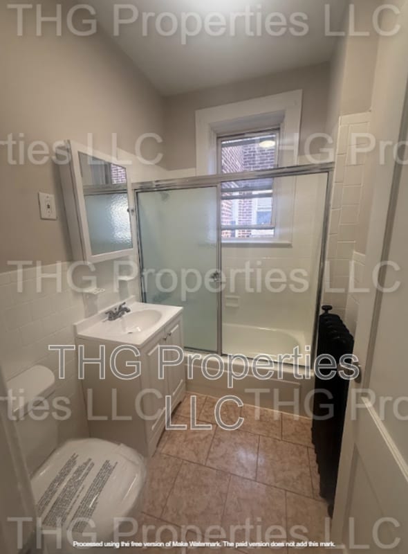 Building Photo - 678 Scotland Rd