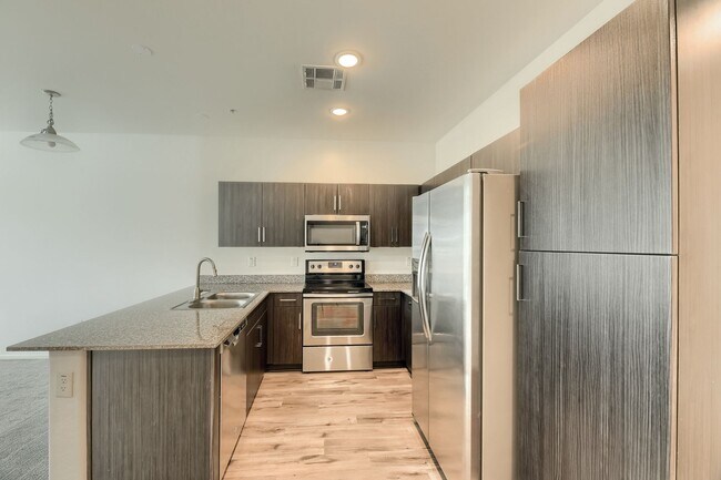 Foto del edificio - 3 Bedroom condo in Phoenix