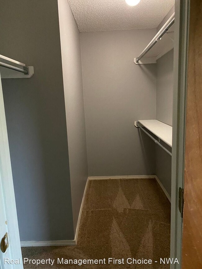 Foto del edificio - 3 br, 2 bath House - 2900 W Wildwood Drive