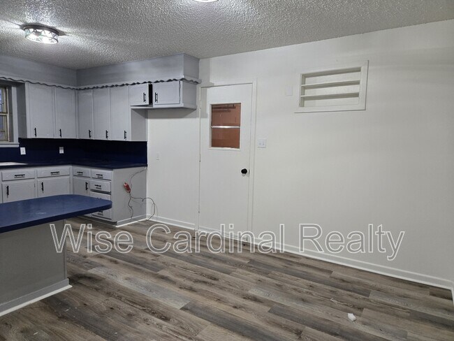 Foto del edificio - 1717 Ave I