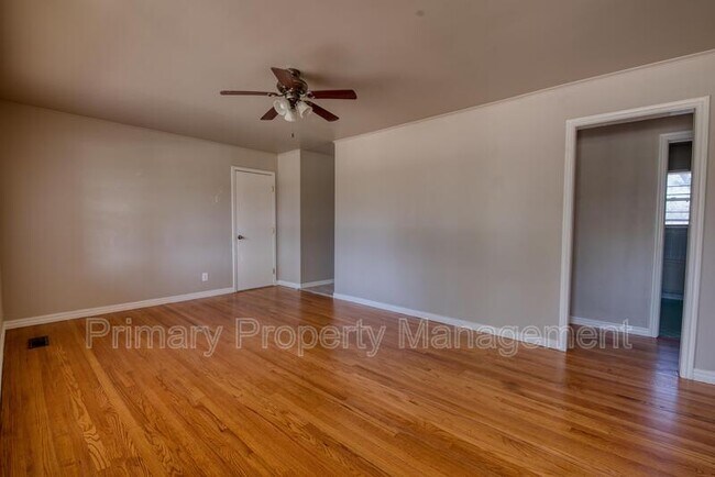 Building Photo - 3809 NW 51st St