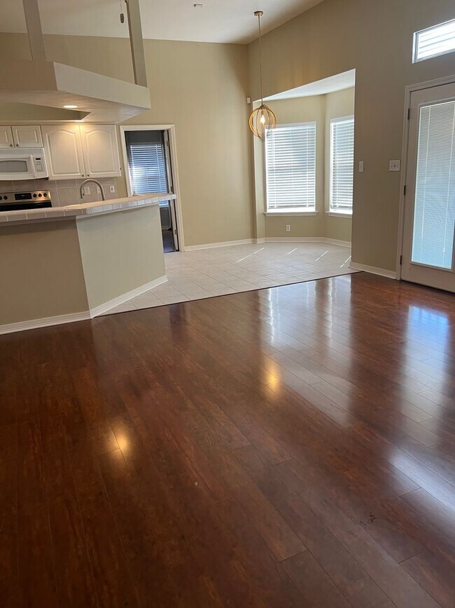Building Photo - Available Now! No Carpet!