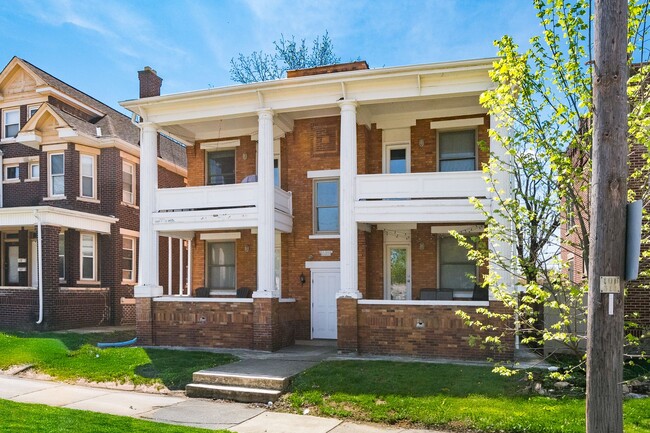 Building Photo - 313-315 Chittenden Ave