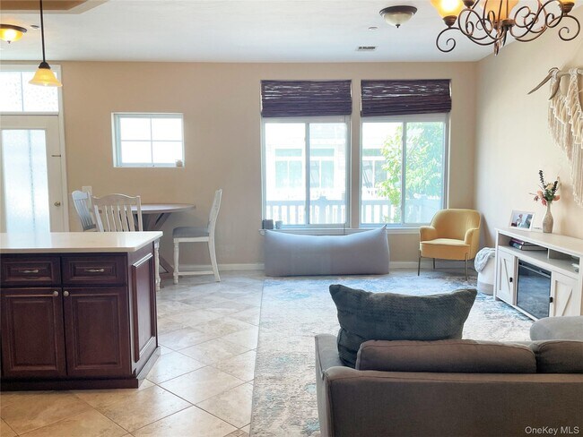 Foto del edificio - 2-45 Beach Breeze Ln