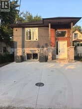 Building Photo - 907 McKay Ave