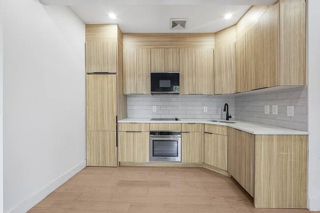 Foto del edificio - 411 11th St