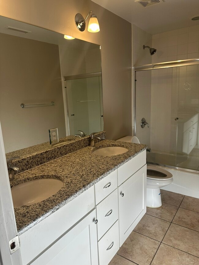 Foto del edificio - 108 Conejo Pl