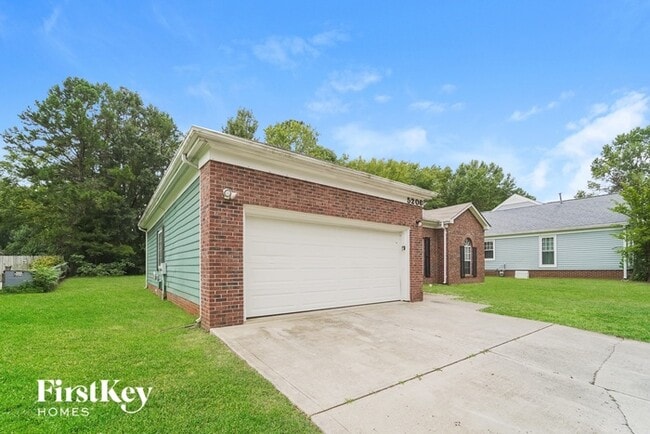 Building Photo - 5206 Cressingham Ct