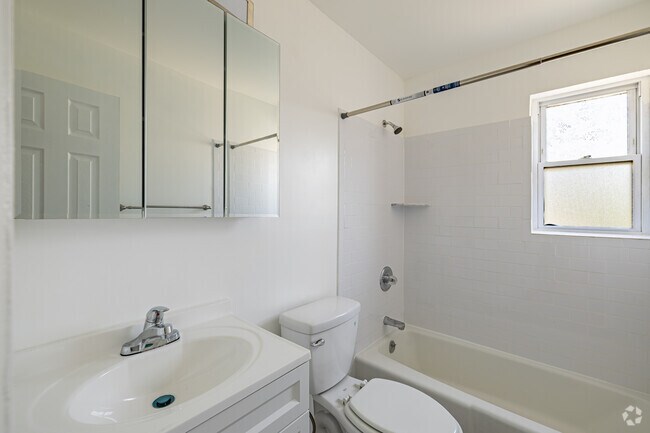 Baño - Station Square Apartments – Steps from East Rutherford Train Station with Parking Included