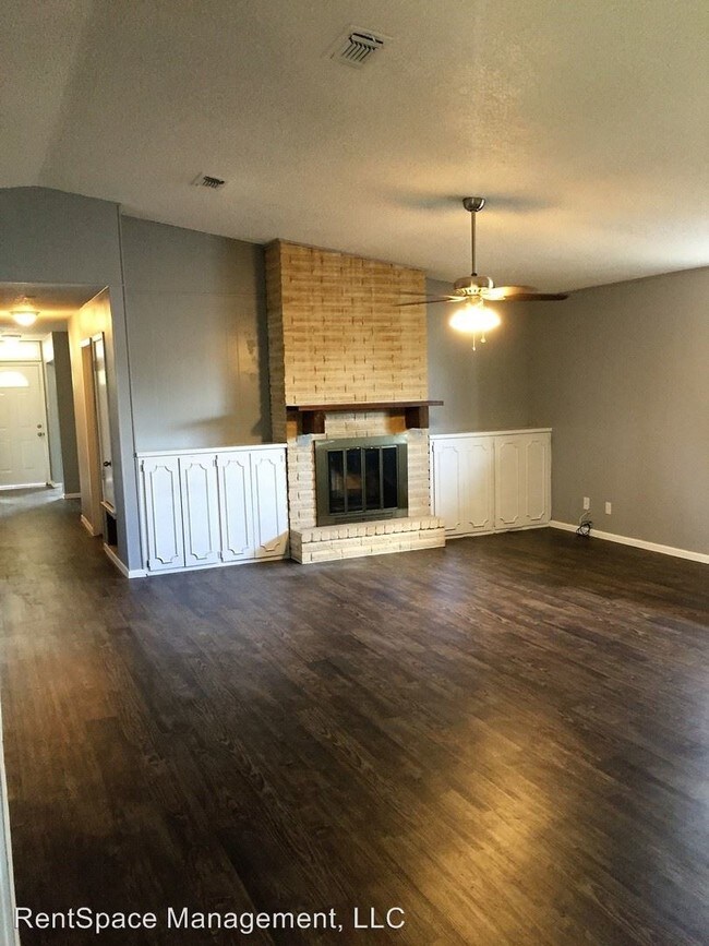 Building Photo - 4 br, 2 bath House - 8743 Tradewind Dr