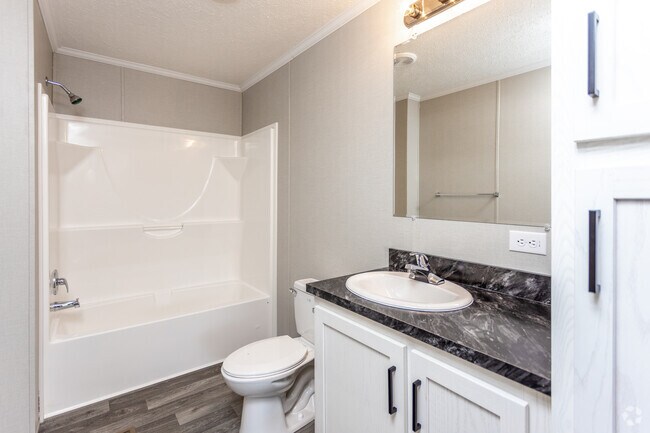 3HAB, 2BA - 1,248 ft² - Western Hills