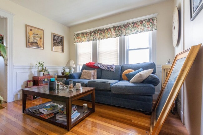 Photo - Brighton 4 Bed / 2 Bath – Spacious Layout – 9/1 Move-In Townhome