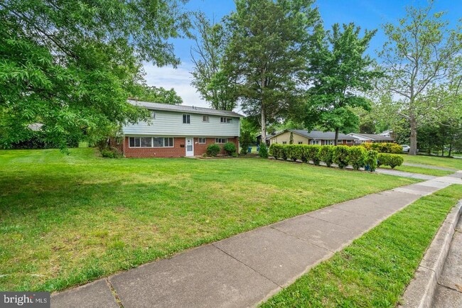 Foto del edificio - 6318 Willowood Ln