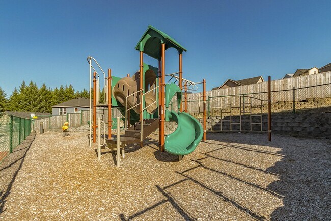 Foto del edificio - 855 NE Hill Way