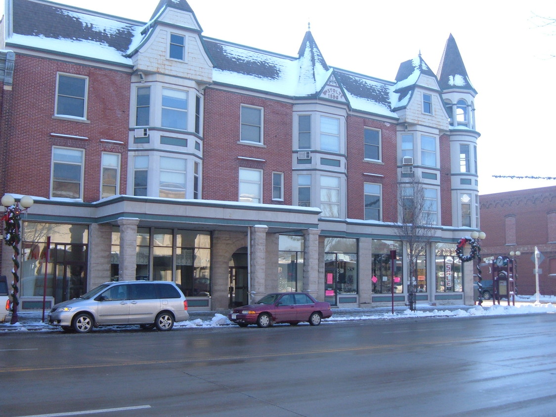 Building Photo - The Corner Stone Building