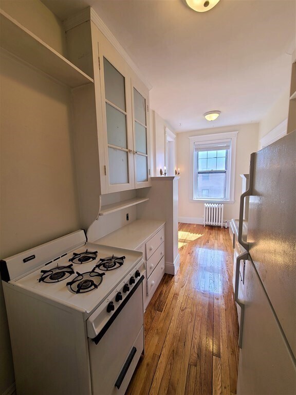 Building Photo - 5 Crawford St