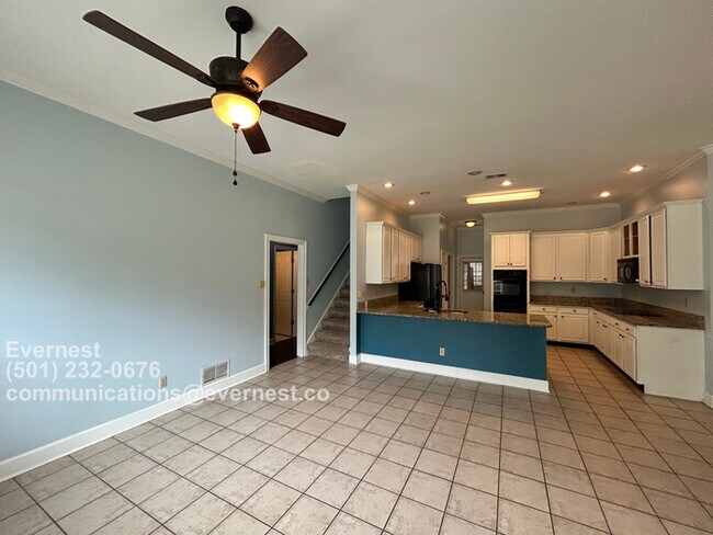 Foto del edificio - 9501 William Little Dr