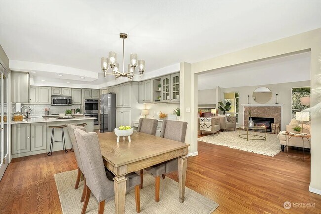 Foto del edificio - 3826 231st Ave SE