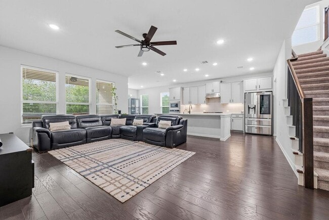 Building Photo - 17616 Chino Ln
