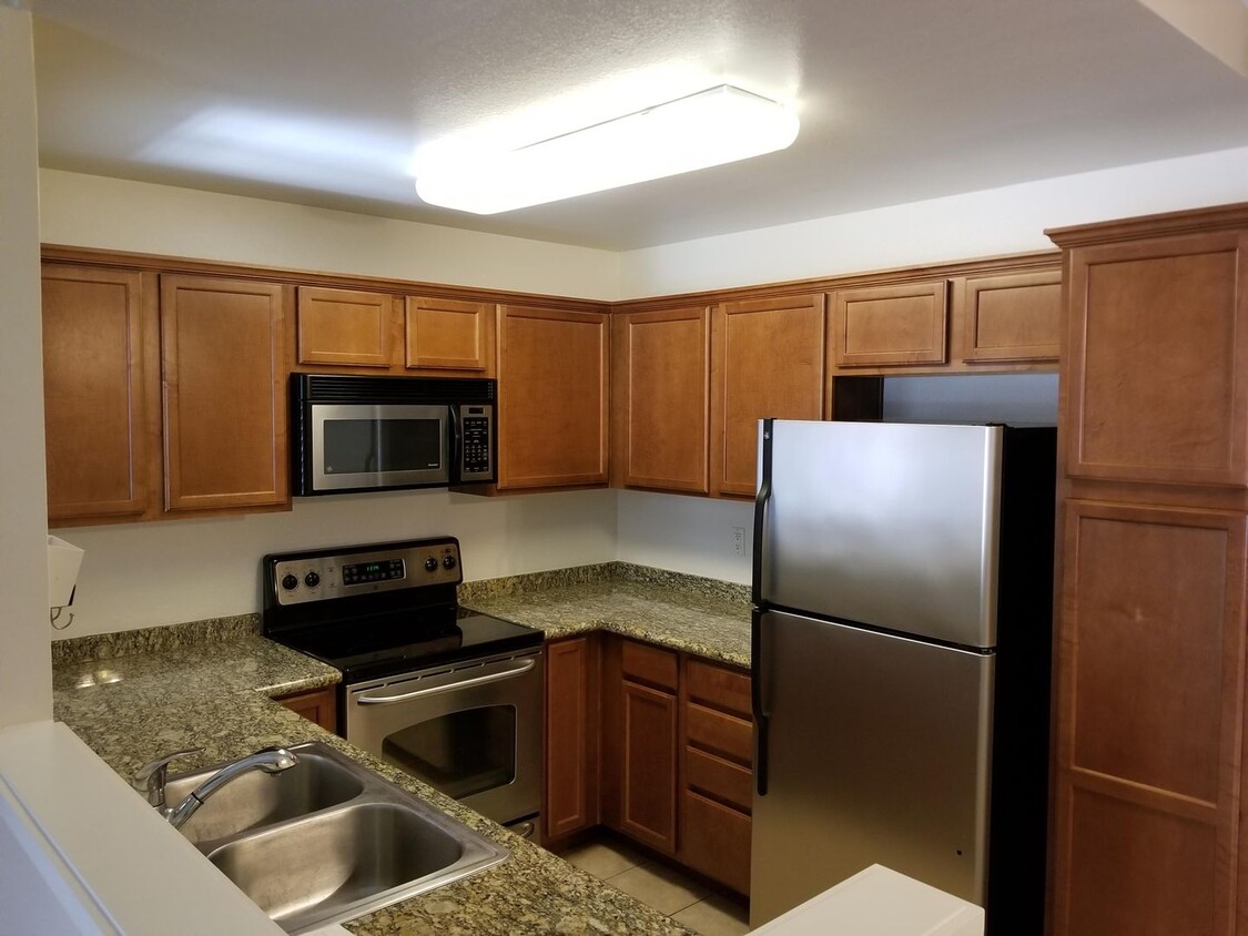 Primary Photo - 1 Bedroom Upper Unit In Rancho San Diego