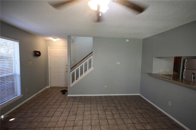 Foto del edificio - 12200 Alderbrook Dr