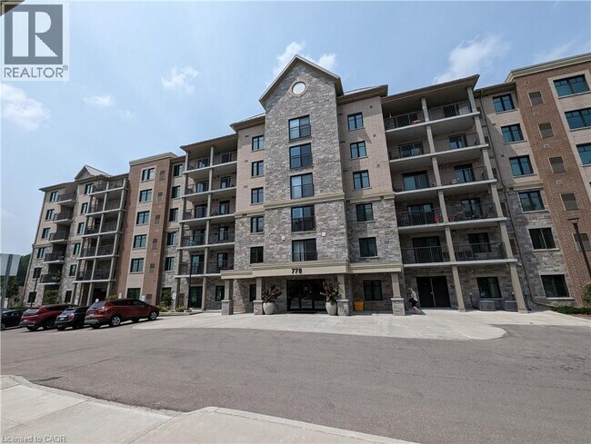 Photo du bâtiment - 778 Laurelwood Dr