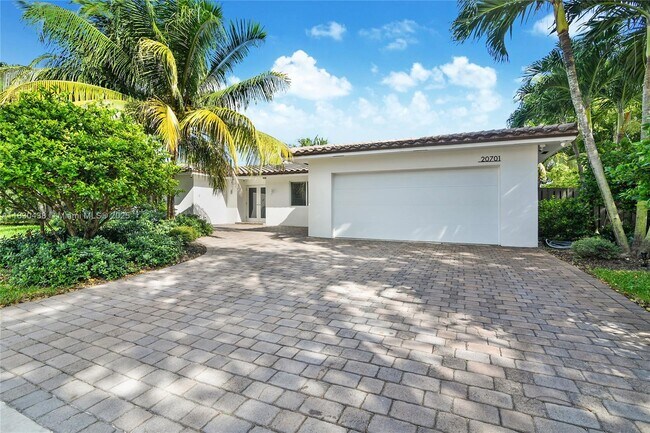 Foto del edificio - 20701 NE 21st Ct