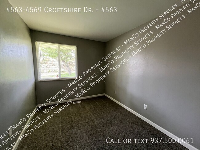 Foto del edificio - 4563-4569 Croftshire Dr.-4563