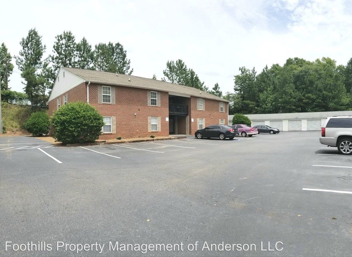 Foto principal - 2 br, 1 bath House - 145 Reaves Place