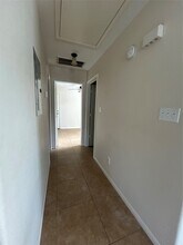 Building Photo - 3807 Putnam Dr