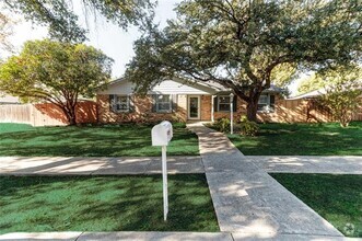 Building Photo - 2935 Rolling Hills Dr