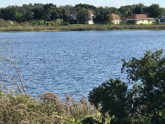 Building Photo - 1224 Kellogg Dr