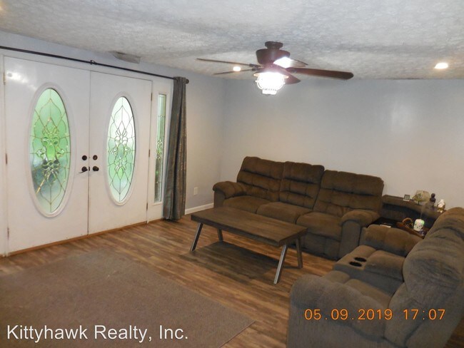 Building Photo - 4 br, 2 bath House - 5988 Longford Road