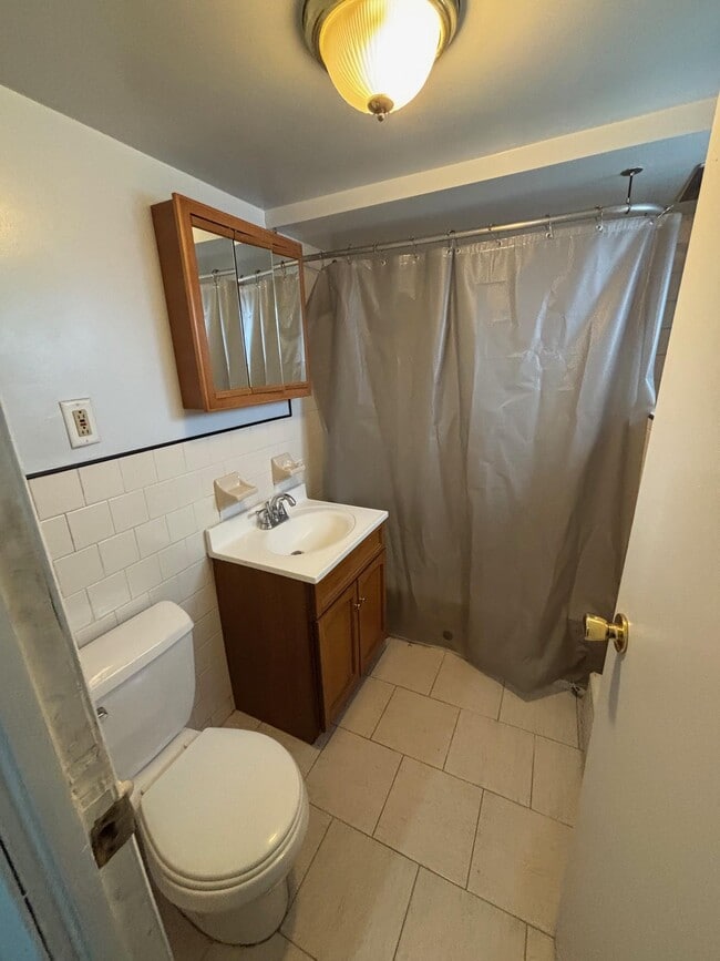 Foto del edificio - 624 E 26th St