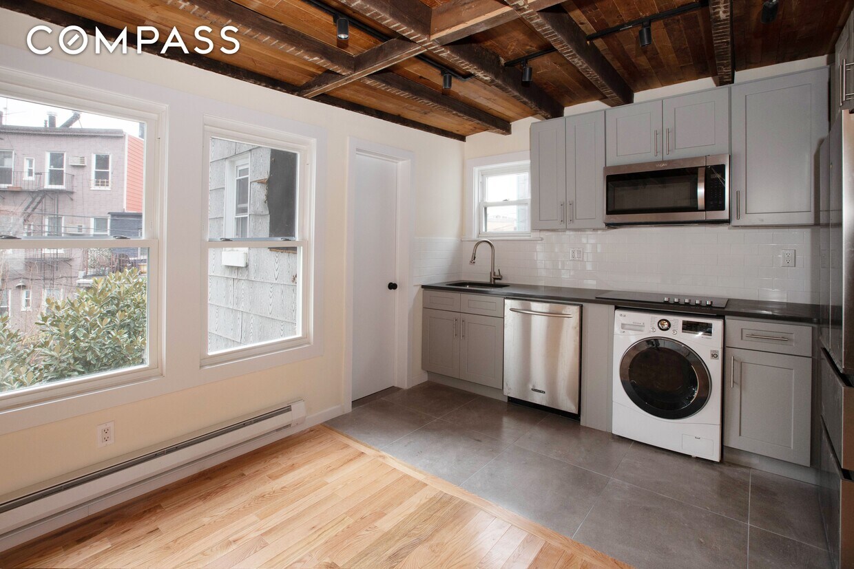 30 Maspeth Ave, Brooklyn, NY 11211 House for Rent in Brooklyn, NY