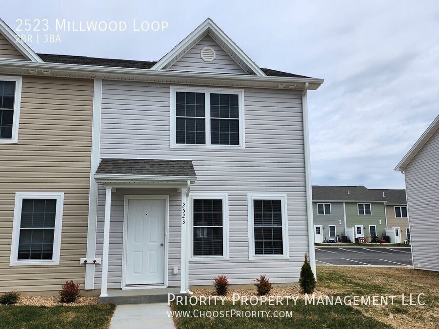 Primary Photo - 2523 Millwood Loop