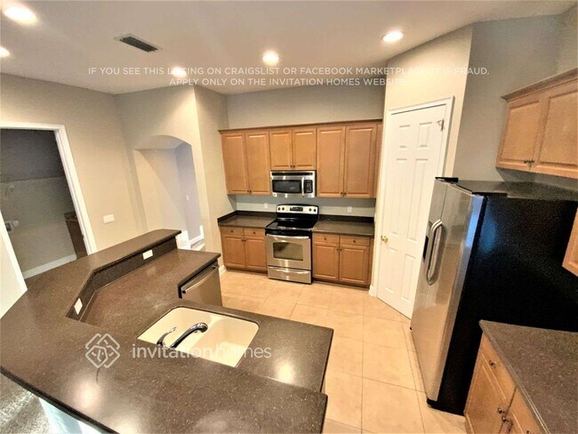 Foto del edificio - 133 W Village Dr