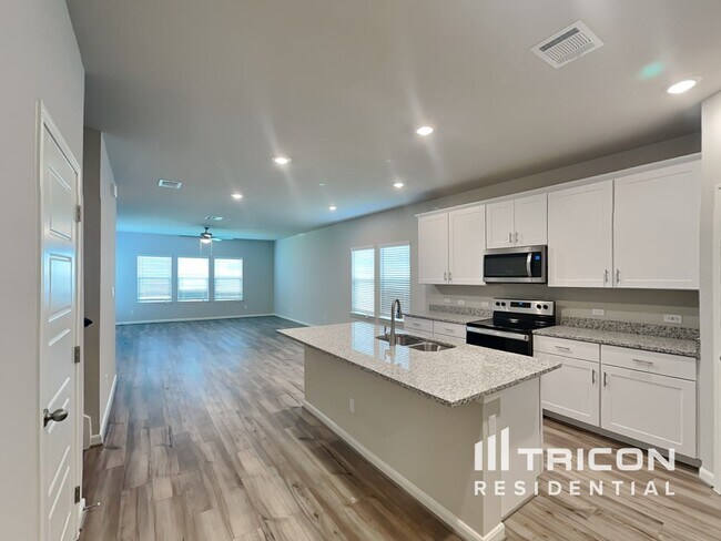 Building Photo - 5915 Noah Place Saint Hedwig TX