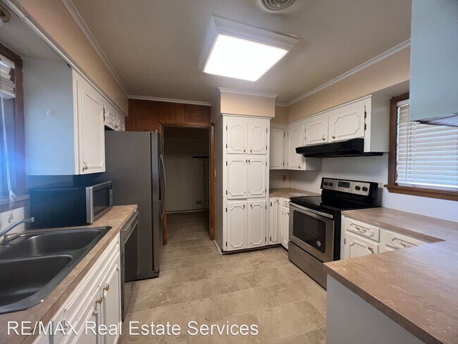 Building Photo - 2 br, 2 bath House - 326 Carroll