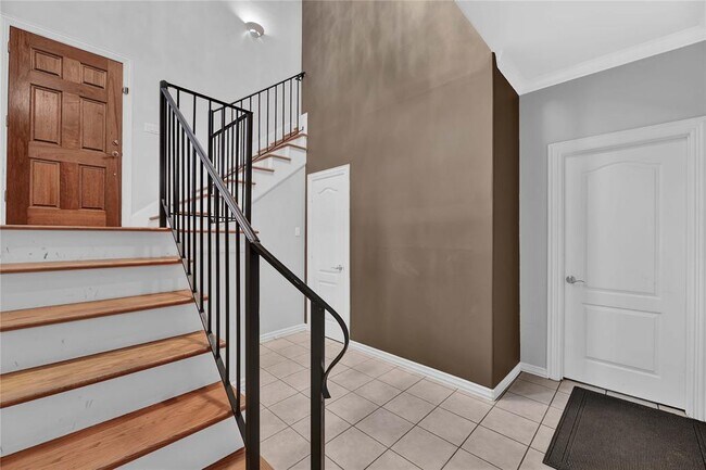 Foto del edificio - 100 Avondale St