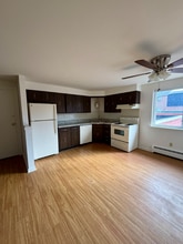 Building Photo - 110 Losson Rd