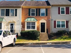 Building Photo - 7345 Rhondda Dr