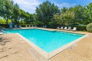 Foto del edificio - 7211 Dogwood Creek Ln