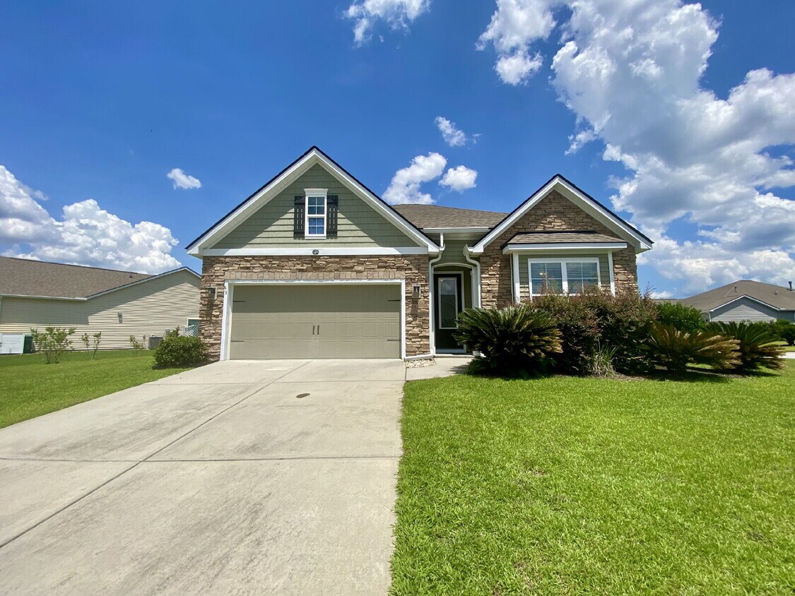 Primary Photo - Ranch Style, Four Bedroom Home in Mill Creek!