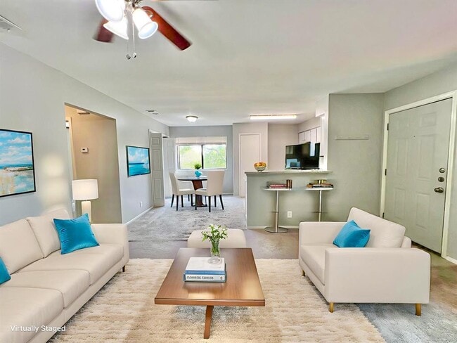 Building Photo - 9703 Roxanna Dr