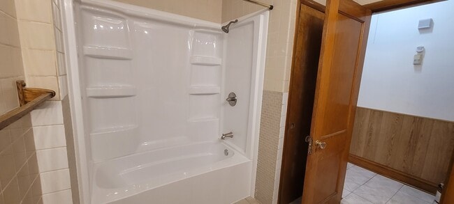 Foto del edificio - 8429 S Marquette Ave